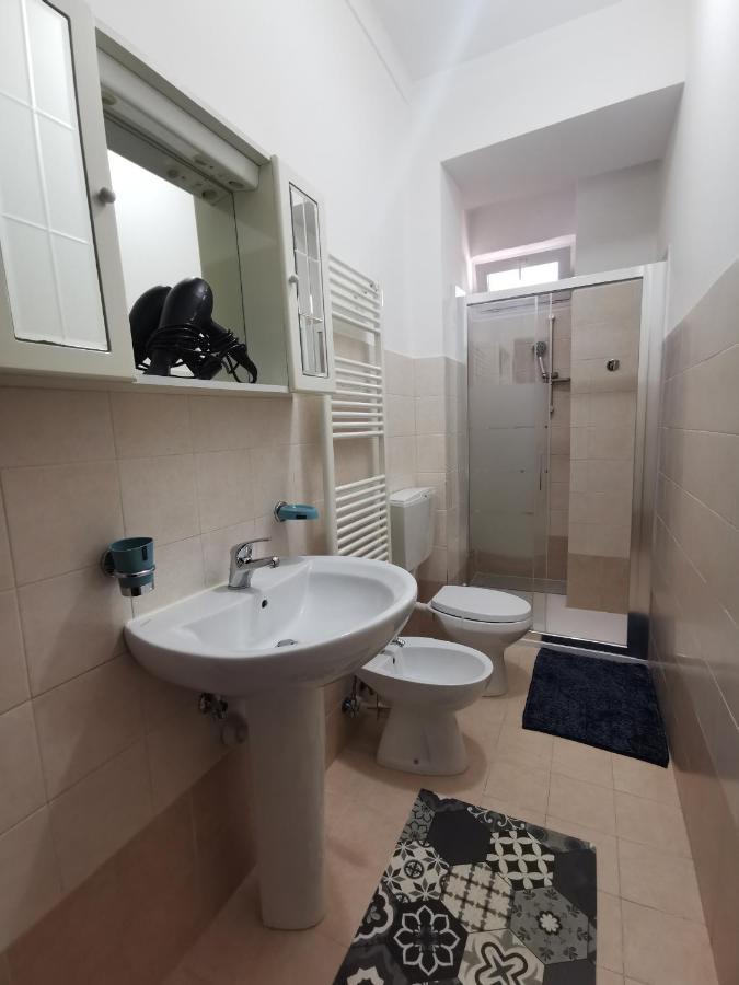 Happyhome, Belissimo Appartamento In Torino Turim Exterior foto